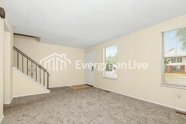 Photo - 8305 Mt Carmel St