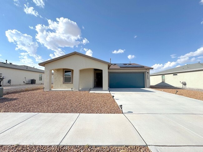 Building Photo - East El Paso 3 bed Refrig A/C w/Solar Panels! Rental