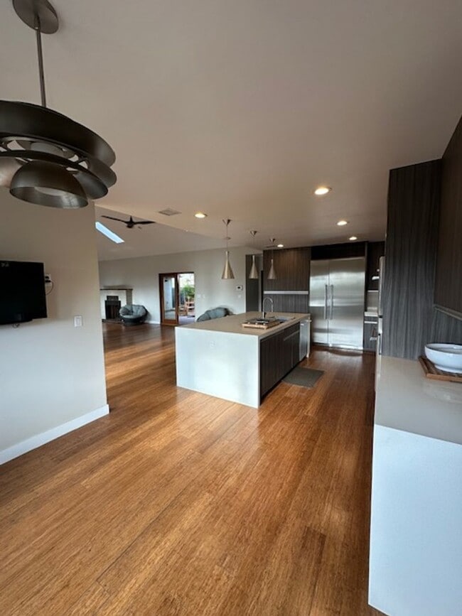 Photo - 402 S Clementine St Unit 402