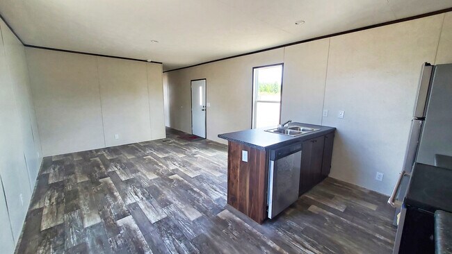 Photo - 114 Partridge Ln