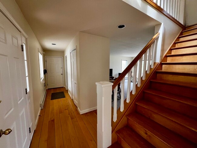 Photo - 251 Sunrise Pl