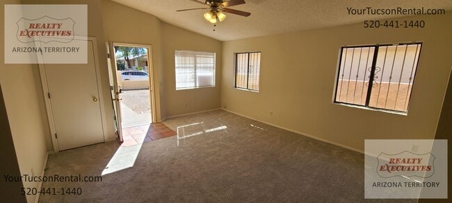 Photo - Midvale Park - 2/2 with gated and fenced y...