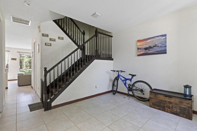 Photo - 9945 E Villa Cir