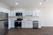 Studio - 660SF - Kitchen