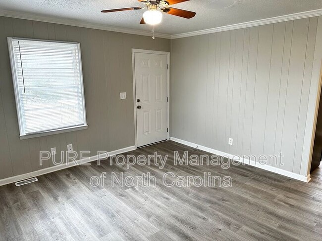 Photo - 1414 White St