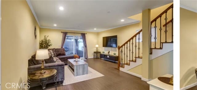 Photo - 523 Fischer St