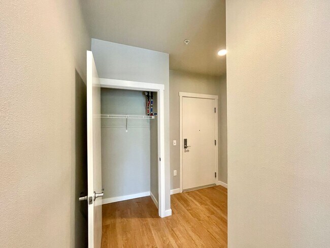 Photo - 1085 103rd Ave NE Unit 208