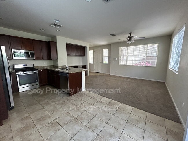 Photo - 1208 Impressionist Loop