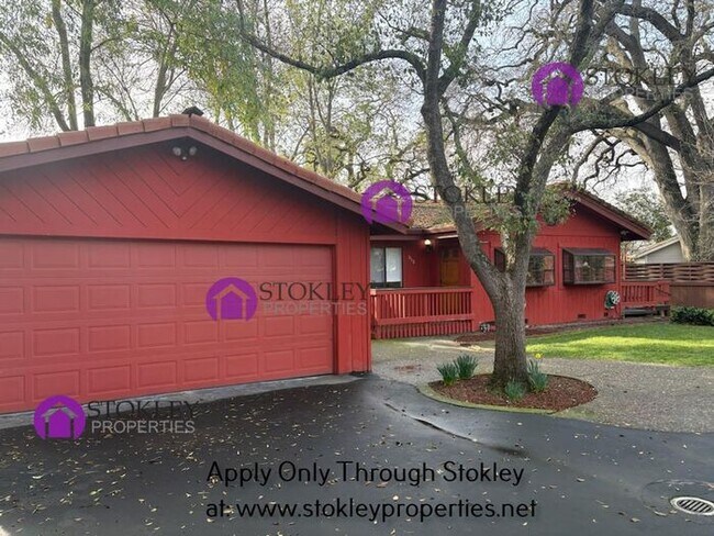 Building Photo - 958 Bannock Ct