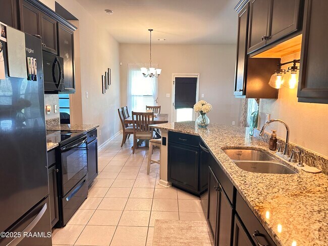 Photo - 209 Stanwell Ave
