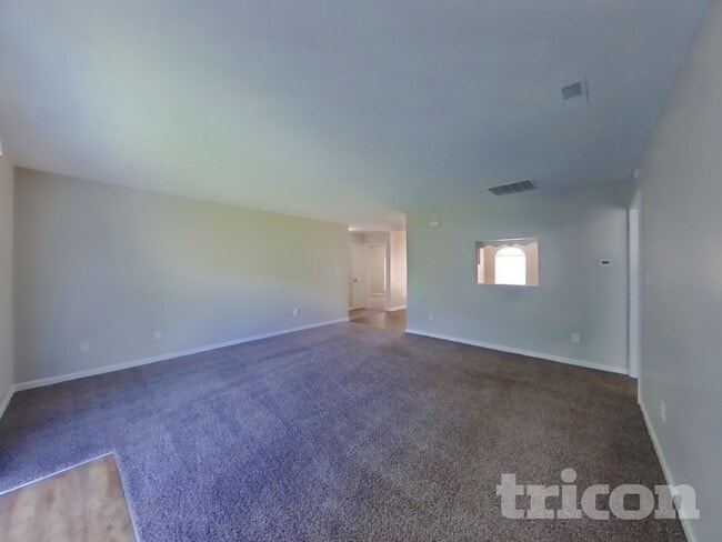 Photo - 1833 Murdoch Dr
