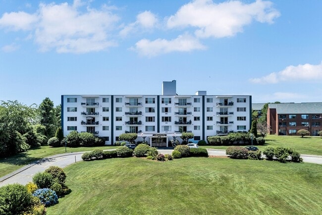 Photo - 135 Scranton Ave Unit 406