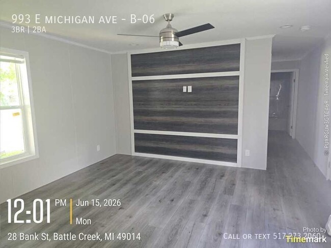 Photo - 993 E Michigan Ave