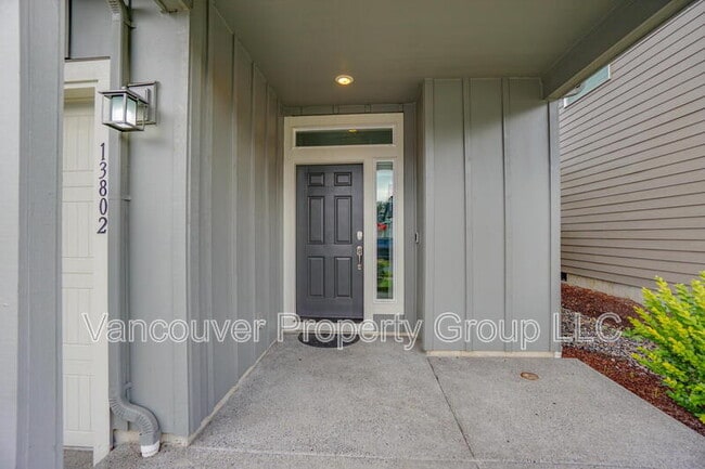 Photo - 13802 NE 117th Ave