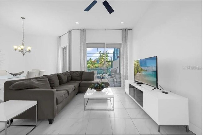 450 Captiva Dr