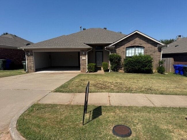 Building Photo - 3 bed 2 bath home for rent in Norman near ...
