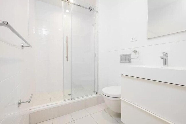 Photo - 234 E 23rd St Unidad 1U