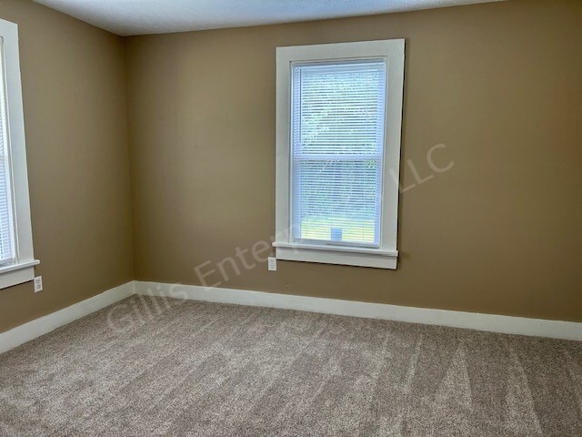 Photo - 112 Virgil Ave