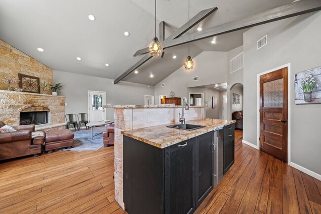 Photo - 1736 W Live Oak St Unidad ID1253747P