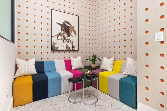 24-Hour Private Work Pods
