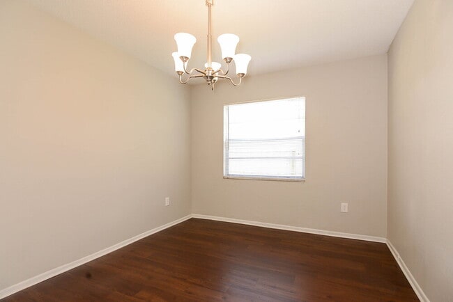 Photo - 4906 Hi Vista Cir