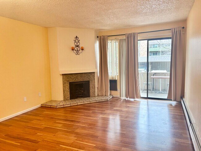Photo - 1 Bedroom Condo with Underground Parking &...