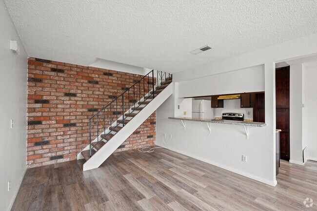 Building Photo - 12143 Wintercrest Dr Rental