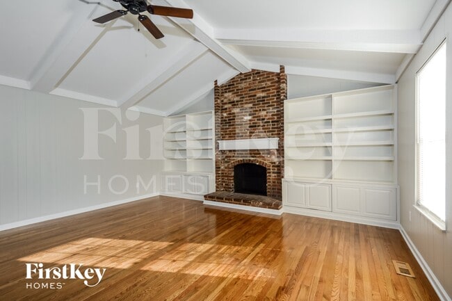 Photo - 1530 Froesel Dr
