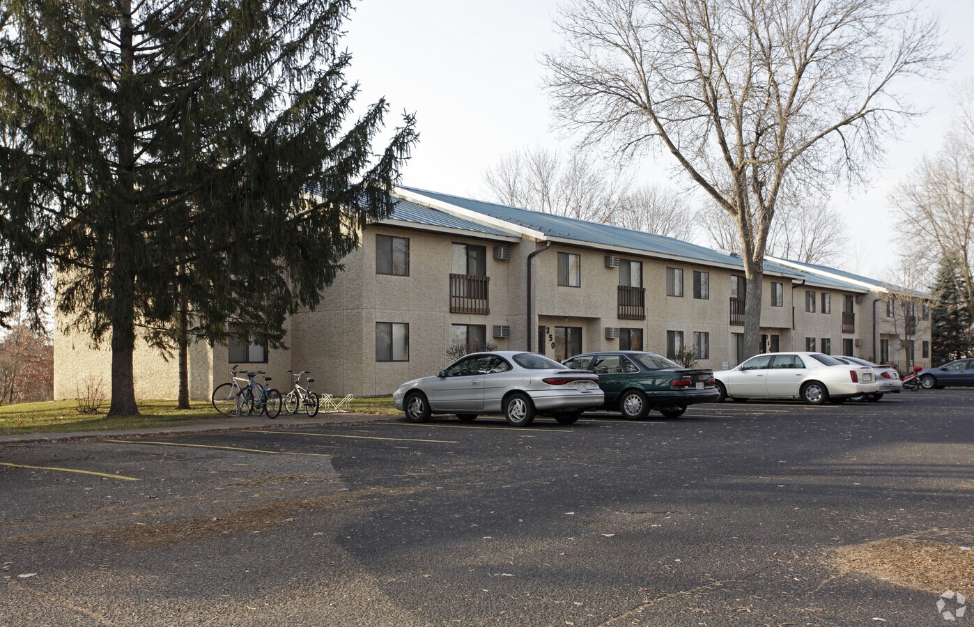 Creekside Apartaments - Creekside Apartments