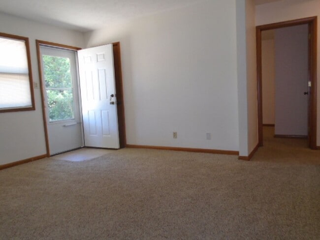 Photo - 1857 College Heights Rd Unidad 1