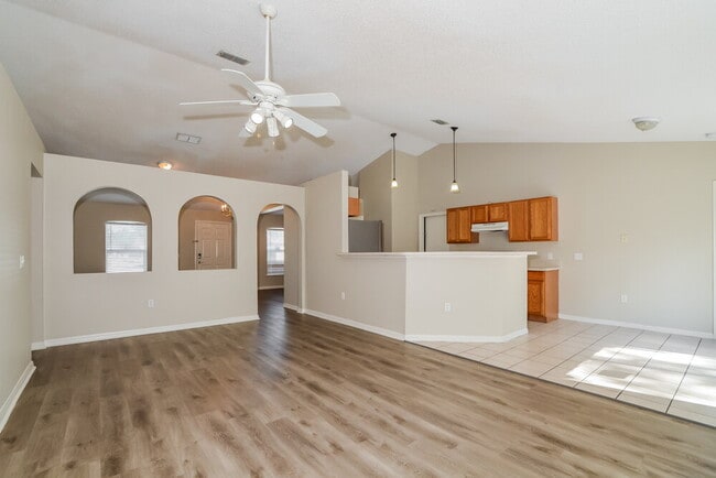 Photo - 3830 Sleepy Hill Oaks Loop