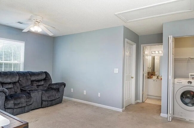 Photo - 1757 Mossberg Dr