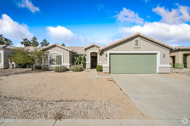 Building Photo - 16122 W Desert Bloom St Rental
