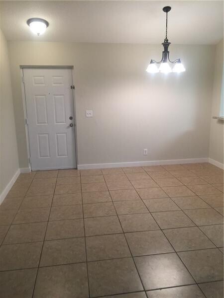 Photo - 5701 Riverside Dr Unit 303