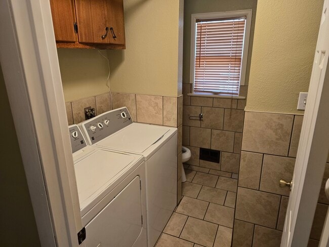 Photo - 70 Amherst Ave