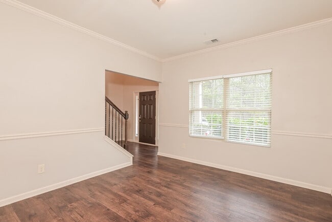 Photo - 441 Chandler Bluff Ct SE