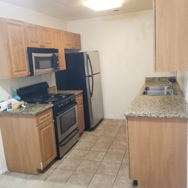 Photo - 240 W Lincoln Ave Unit 6