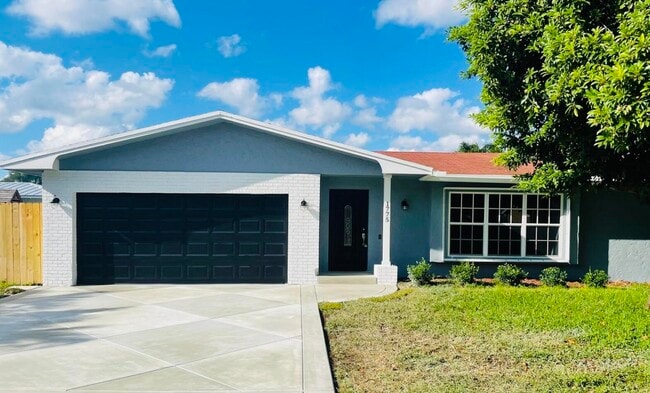 Building Photo - 1775 SW 8th St Rental
