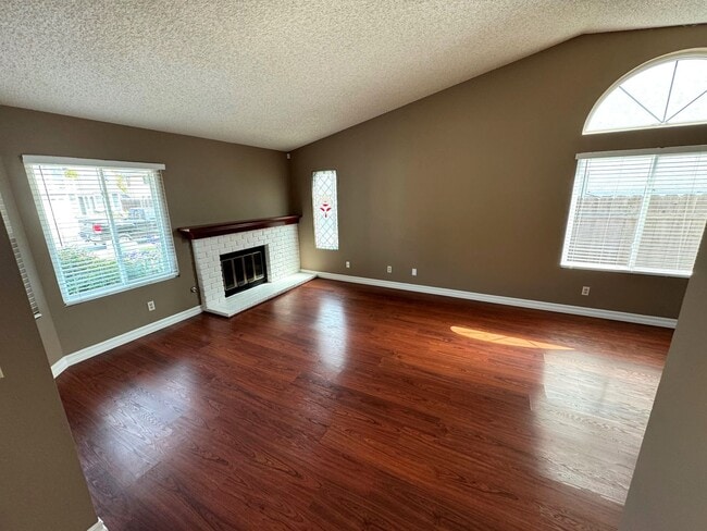 Photo - Quaint Home in Quiet East Ventura Neighborhood