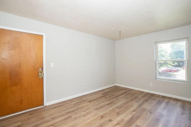 Photo - 7417 Garrison Rd