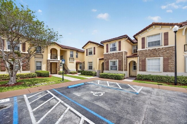 Photo - 1575 NE 33rd Ave