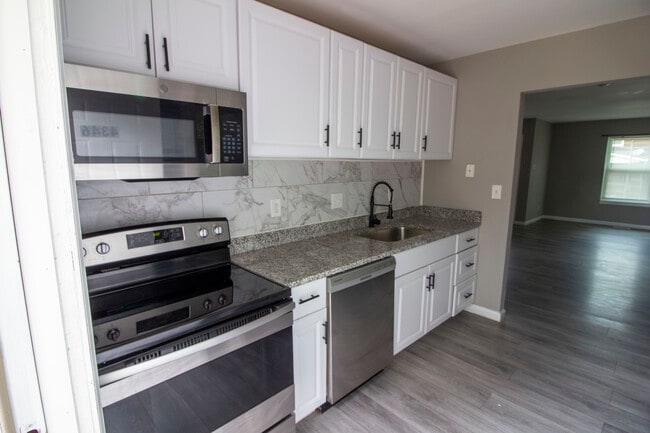 Photo - 4346 Swan Ave Unit 4643
