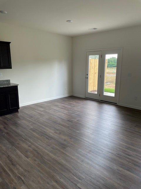 Photo - 241 Grand Central Wy