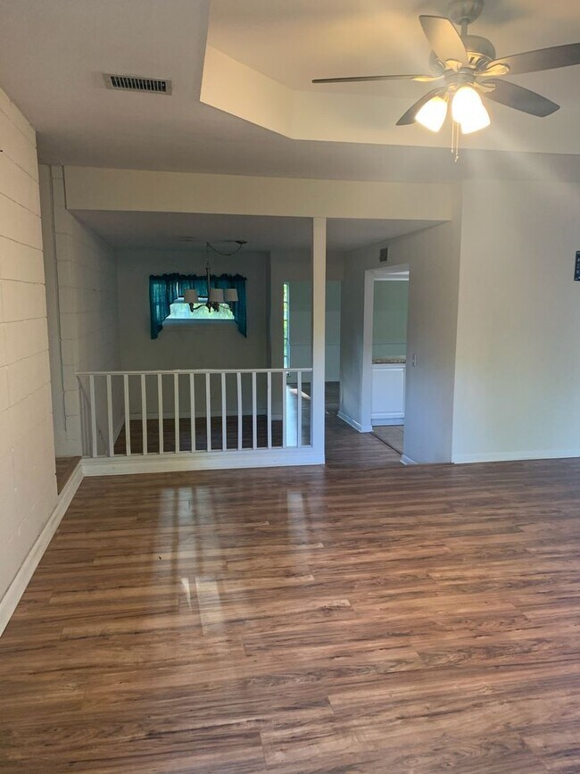 Photo - Updated 3 bedroom 2 bath in NW Gainesville