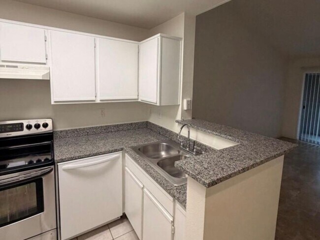 Photo - 3231 Allen Pkwy Unit 5303