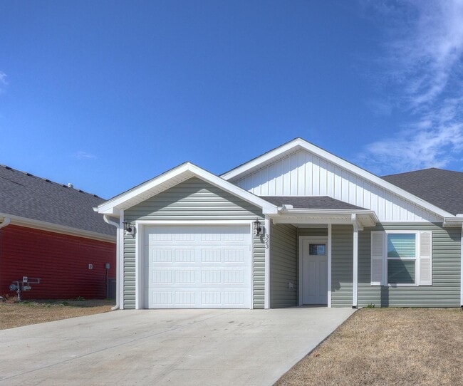 Building Photo - 323 Alex Jordan Dr.