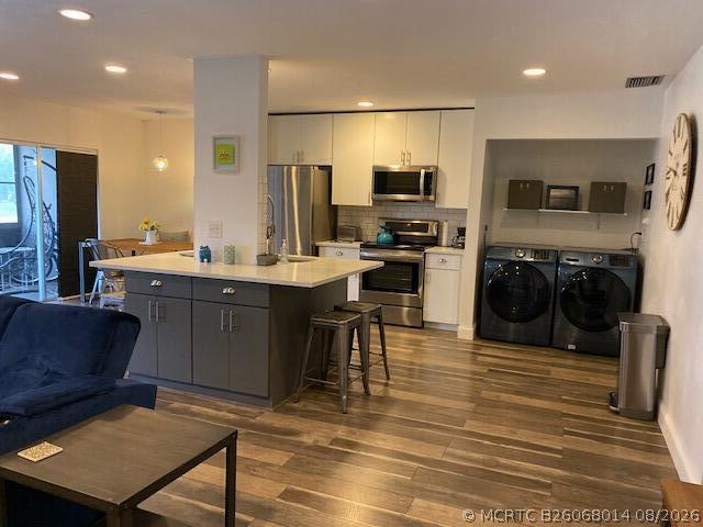 14731 Edna Way