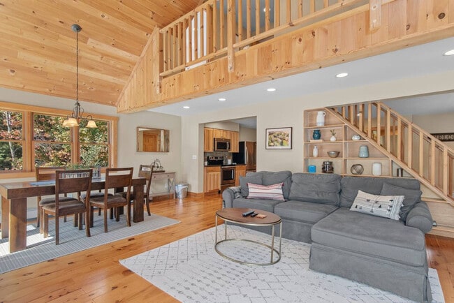 Photo - 2517 W Hubbell Hill Rd Unidad SI ID1492983P