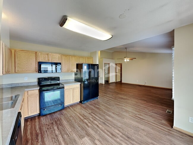 Photo - 1833 Kathiwade Dr