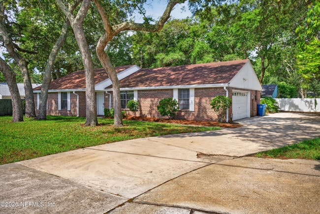 Photo - 516 Penman Rd
